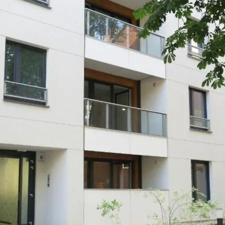 Brick House - Zoska Apartment